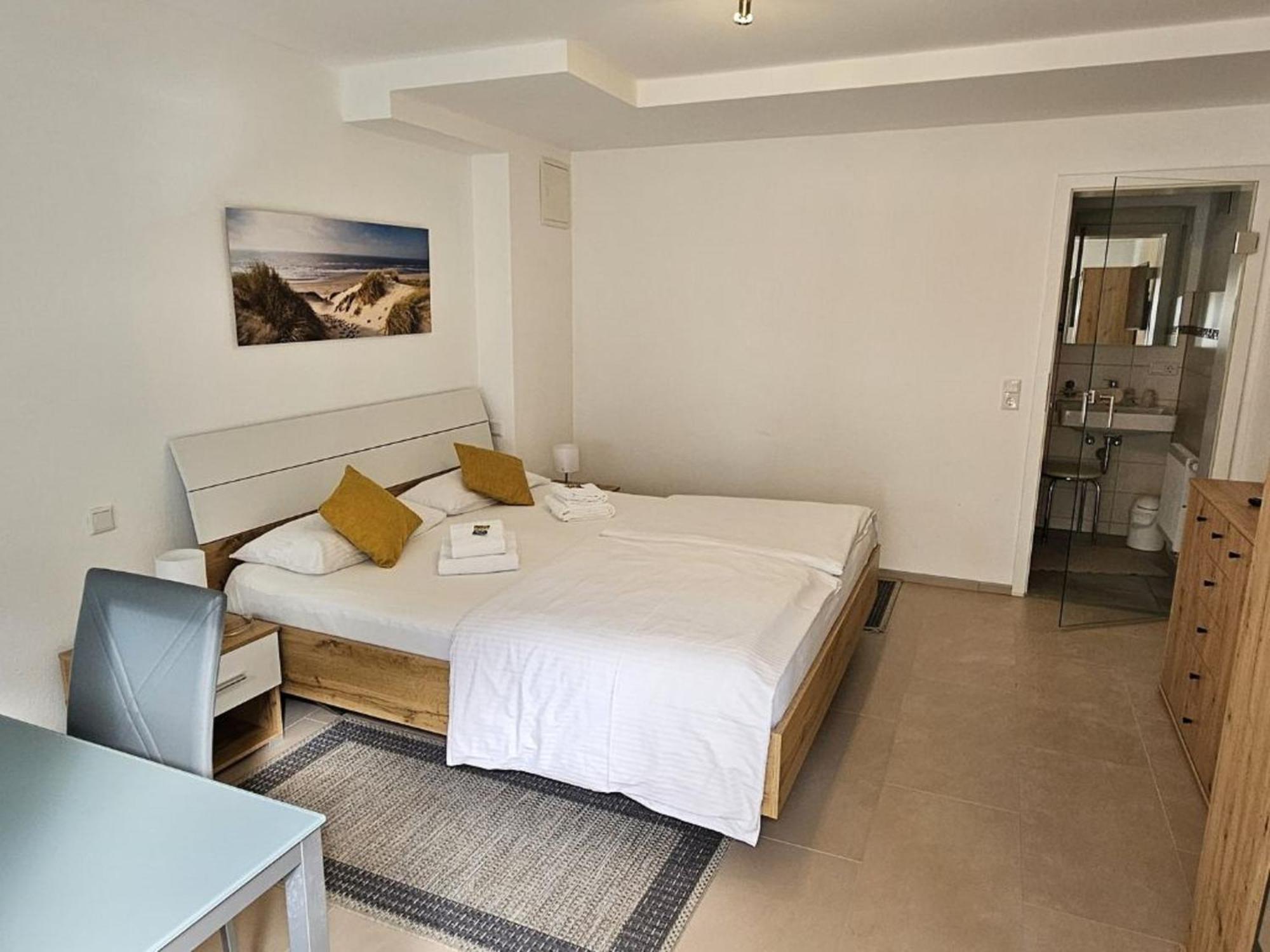 Hotel Hirsch גונצבורג מראה חיצוני תמונה